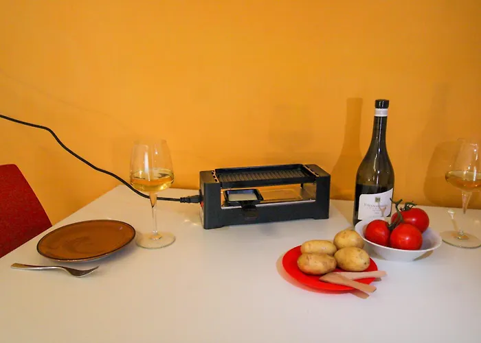 Escape - Stylish & - Steps To Matterhorn Gondola *