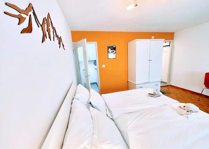 Escape - Stylish & - Steps To Matterhorn Gondola