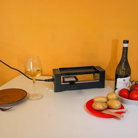 Escape - Stylish & - Steps To Matterhorn Gondola *